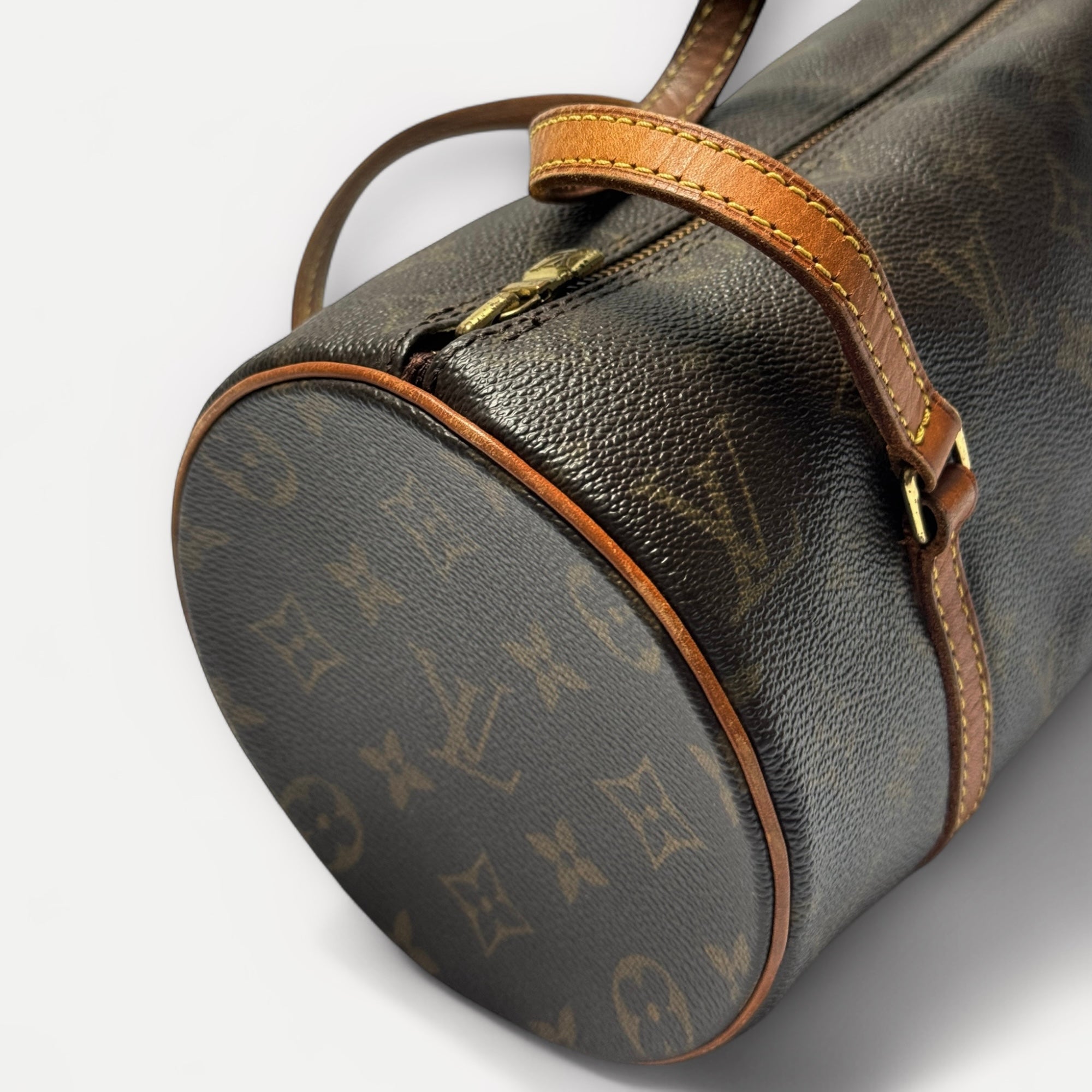 Louis Vuitton Papillon 26